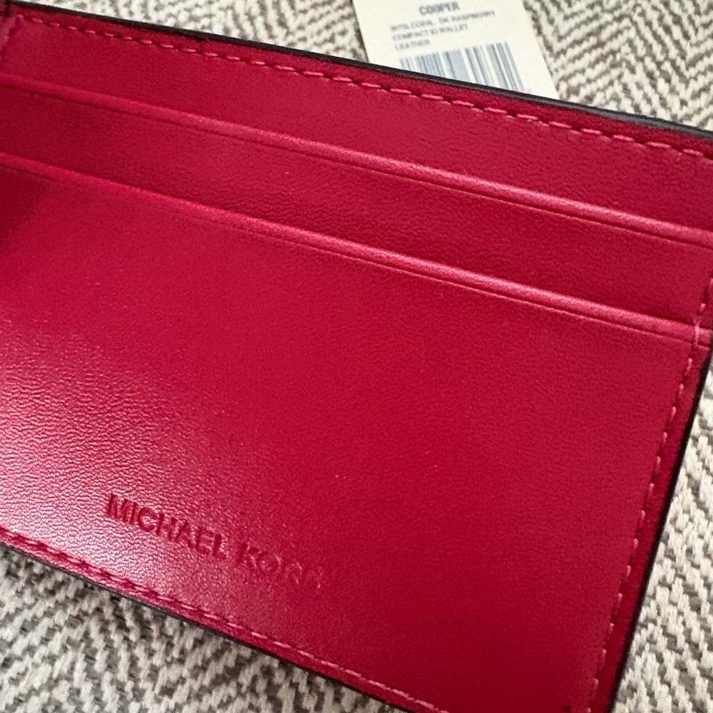 Michael Kors Wallet NWT - Picture 6 of 10